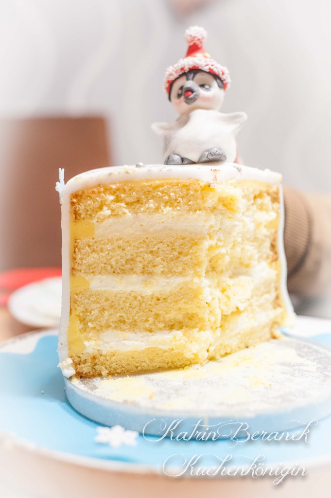 Kuchenkönigin Cake Stencil Tutorial Kuchen Dekorieren Backen Torte Schneeflocken Pinguin Winter Eis Ice
