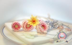 Kuchenkönigin Tutorial Vintage Frühlings Blüten Bouquet Zuckerblumen Zuckerblüten Fondant Gumpaste Blütenpaste Tutorial Rezept