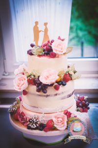 Romantic Naked Cake Nude Torte Hochzeitstorte Tutorial Rezept Backen Hochzeit Liebe Natur